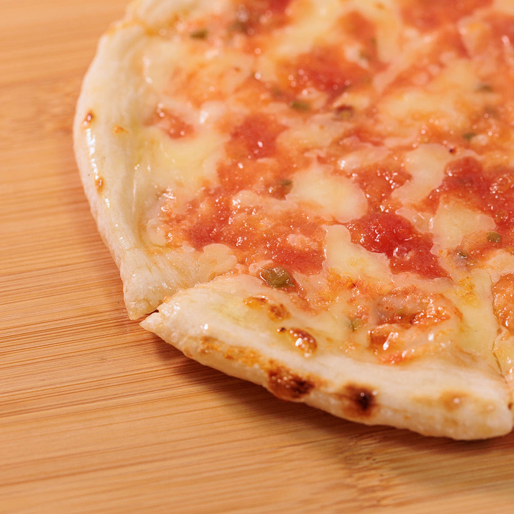 トマトソースだけの「シンプル・ピザ」